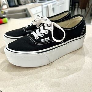 Vans authentic stackform platform shoes black size 6 women’s